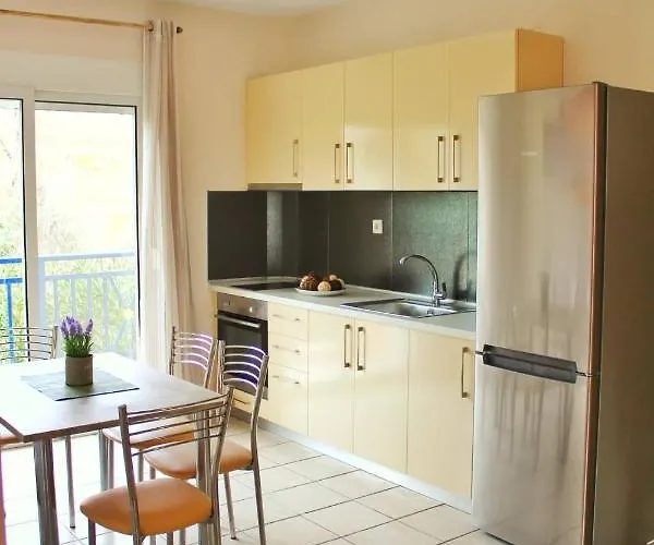 Nikogroup Noulis דירה פוליכרונו